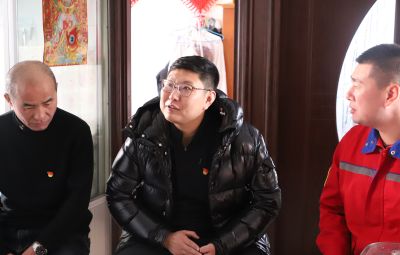 温情走访送祝福 节前慰问暖人心|pg麻将胡了发展“春节送温暖 慰问暖人心”活动